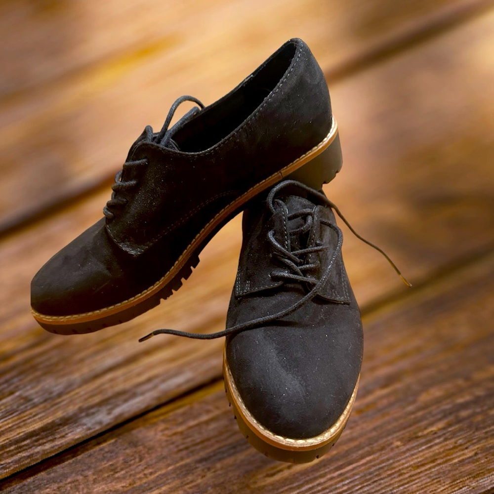 XAppeal Black Suede Shoes